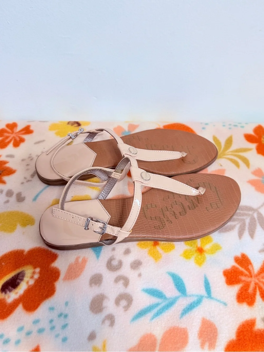 Circus Sam Edelman Womens 10M Cayden Brown Faux Leather T-Strap Sandal Summer